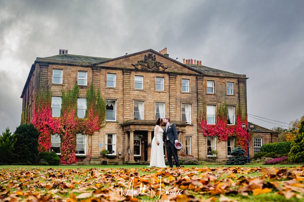 The amazing Autumn wedding of Rebecca and Jordan at Waterton Park Hotel